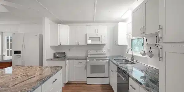 Image 4 Image 4