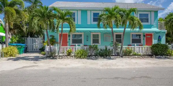308 2ND STREET N