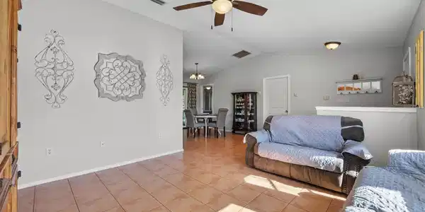 Image 4 Image 4
