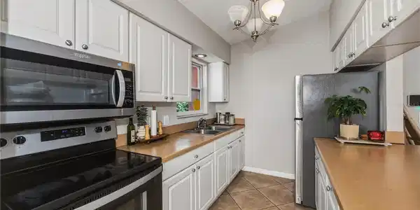 Image 4 Image 4