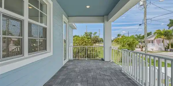 Image 4 Image 4