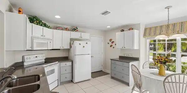 Image 3 Image 3
