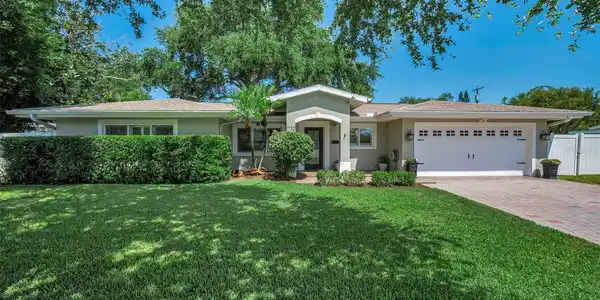 1732 GOLF VIEW DRIVE