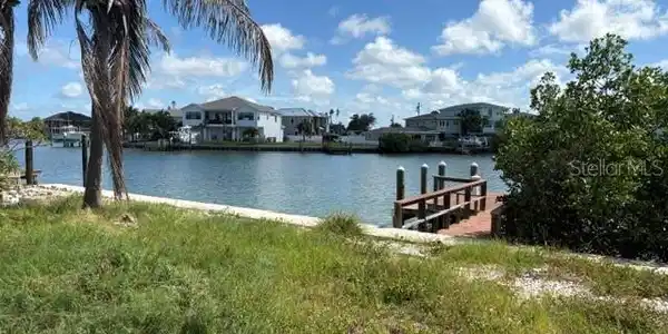14065 N BAYSHORE DRIVE