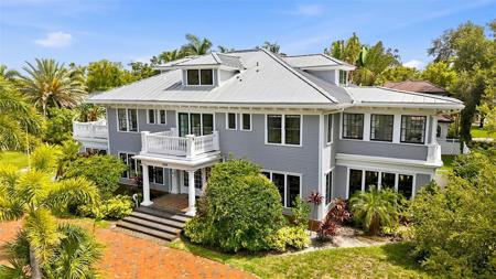 403 MAGNOLIA DRIVE