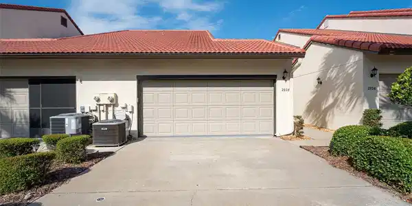 2928 SEA OATS CIRCLE