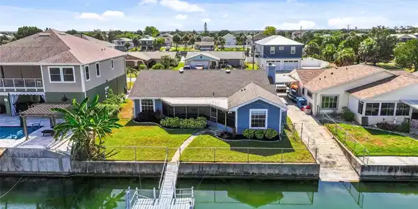3345 POINSETTIA DRIVE