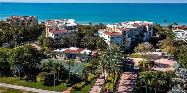 2185 GULF OF MEXICO DRIVE