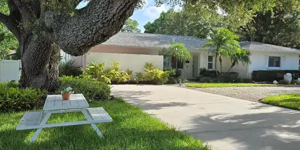 329 BERNARD AVENUE