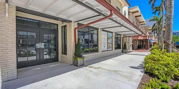Image 4 Image 4