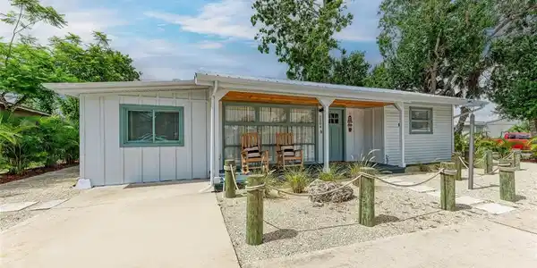 2304 BAHIA VISTA STREET