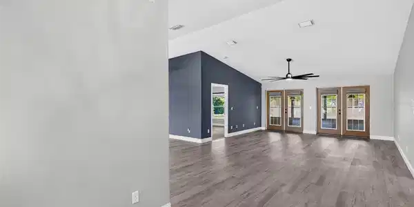 Image 4 Image 4