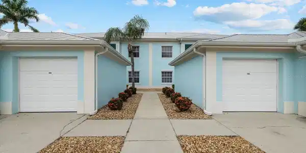 5738 SABAL TRACE DRIVE