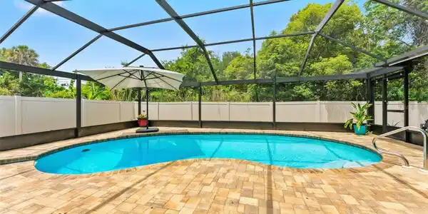 1138 PELICAN PLACE