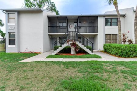 2073 SKIMMER COURT W