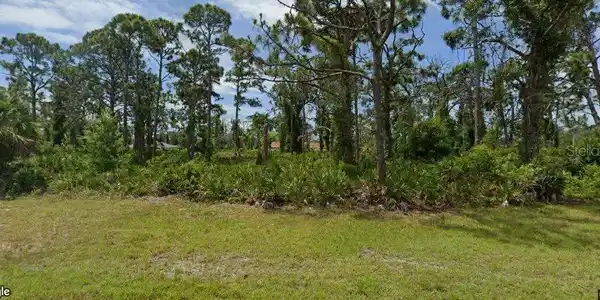 103 GLADES DRIVE