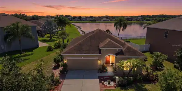 803 PARKER DEN DRIVE