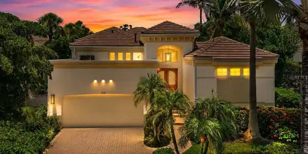 3526 FAIR OAKS LANE