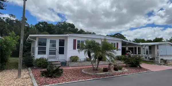 785 CERVINA DRIVE N