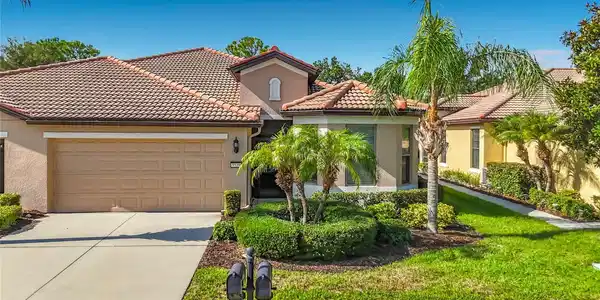 5539 SUNSET FALLS DRIVE