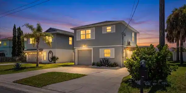 3250 ROSE ARBOR DRIVE