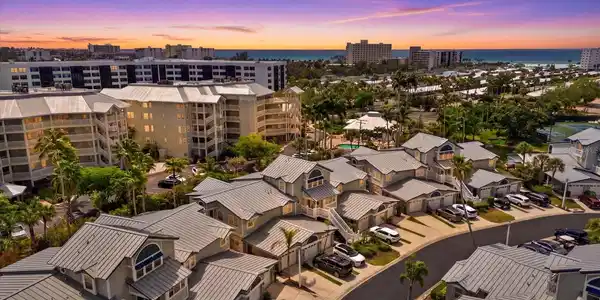 1332 SIESTA BAYSIDE DRIVE