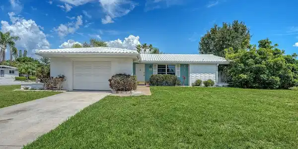 2822 SAFE HARBOR CIRCLE