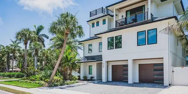 526 SEAGULL WAY