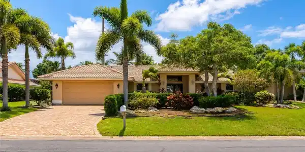 1495 LANDVIEW LANE