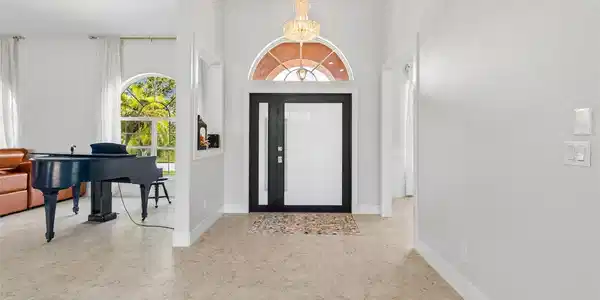 Image 4 Image 4