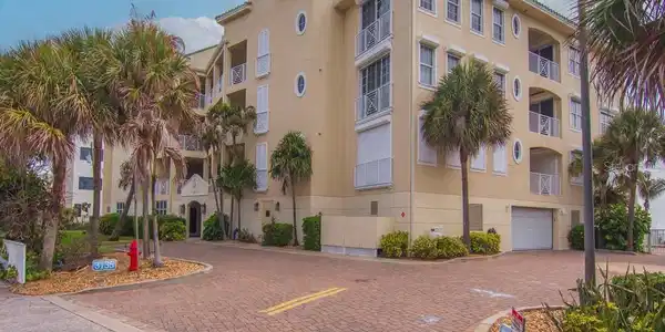 3135 HIGHWAY A1A