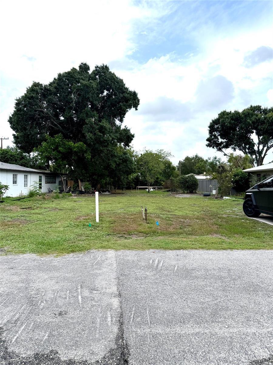 Image 1 Image 1