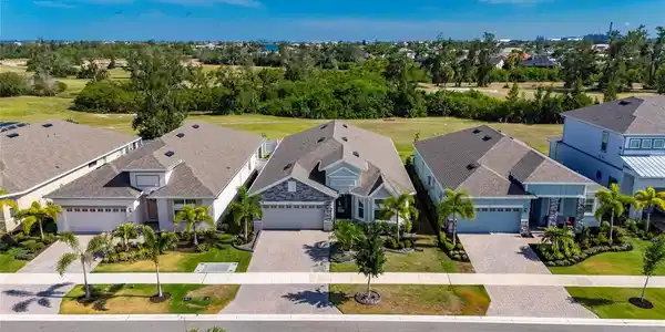 1019 SIGNET DRIVE