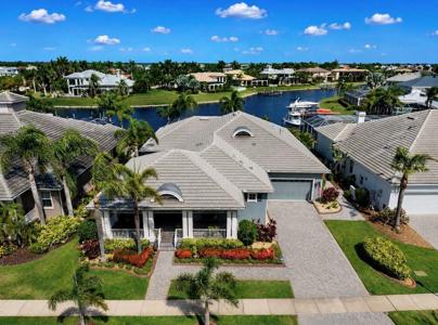 5416 MERRITT ISLAND DRIVE
