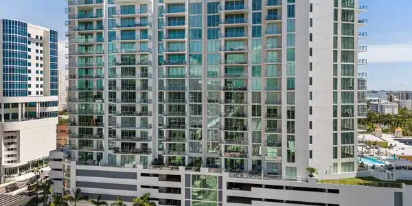 301 QUAY COMMONS
