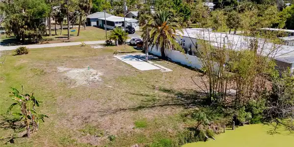 8195 PINE TREE LANE