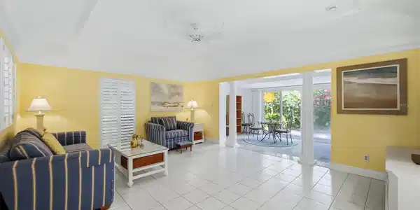 Image 4 Image 4