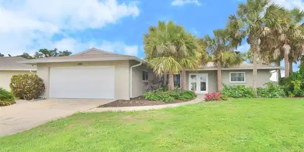2321 SANDLEWOOD DRIVE