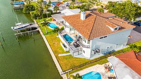124 LEEWARD ISLAND