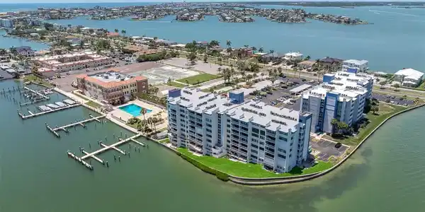 450 TREASURE ISLAND CAUSEWAY