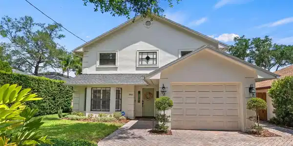 3811 W GRANADA STREET