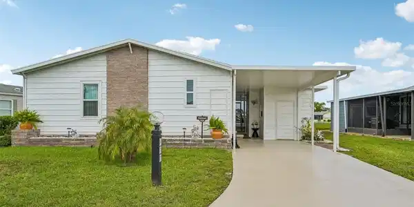 830 SEABROOKE DRIVE
