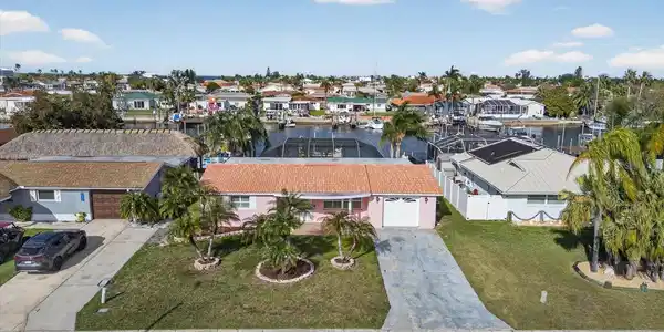 4927 FORESTAY COURT