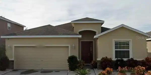 405 BLAKELY COURT