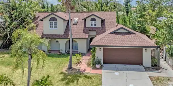 1533 FUNDY ROAD