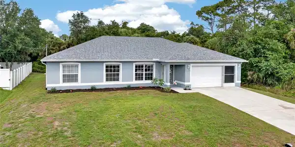 2815 ESCAMBIA CIRCLE