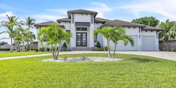 1323 PENGUIN COURT