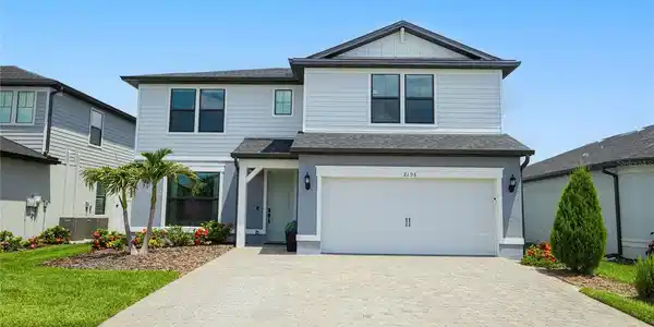 2196 LAURIFOLIA COURT