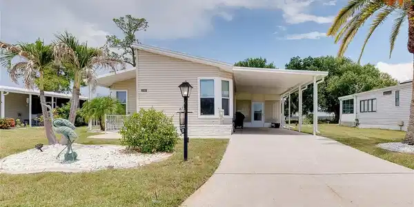 233 VISTORIA DRIVE
