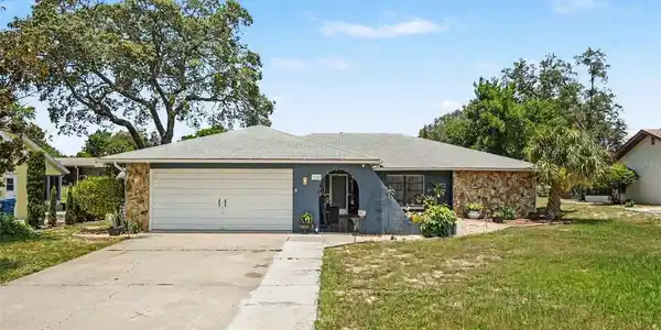 9027 BONNET WAY